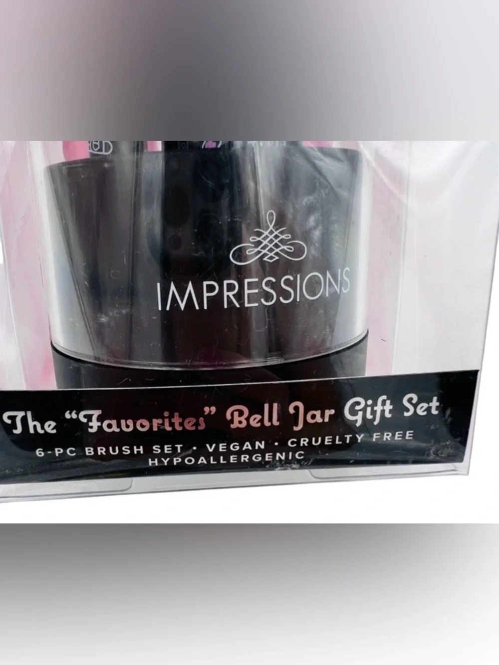 Impressions Hello Kitty Pink Kabuki Brush Gift Set
